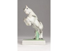 Herendi porcelán kecske talapzaton 12.5 cm