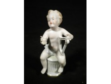 Schaubach kunst porcelán zenélő kisfiú