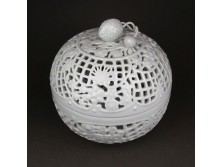 Régi hófehér áttört Herendi porcelán bonbonier 14.5 cm