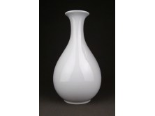 Nagyméretű hófehér Herendi porcelán váza 24 cm