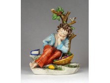 Capodimonte merengő porcelán szobor 16.5 x 13 cm