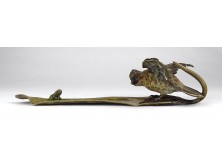 Antik jelzett Bergmann madár békával bécsi bronz szobor 23.8 cm 