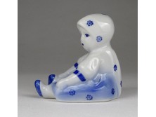 Régi kék fehér mázas fejkendős Zsolnay porcelán kislány