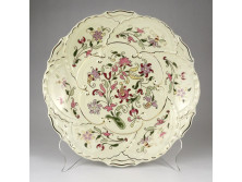 Nagyméretű vajszínű Zsolnay porcelán falitál 30 cm
