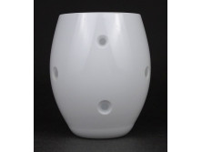 Fehérre színezett rétegelt fújt skandináv tojás alakú üveg váza 10.5 cm