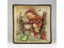 Régi Hummel kisfiú békával falikép 12.3 x 12.3 cm