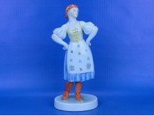 Herendi porcelán menyecske figura