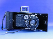 Antik ZEISS IKON fényképezőgép bőr tokjában