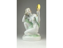 Herendi porcelán akt fésülködő nő